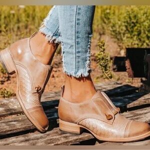 Freebird by Steven Mabel Size 7 Taupe Multi-Snake